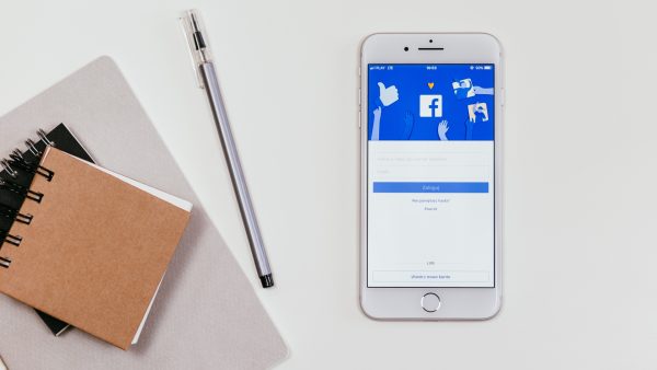 Het moederbedrijf van Facebook en Instagram gaat Meta heten