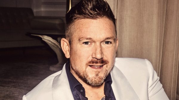 Johnny de Mol ondervraagt ex Bridget Maasland over seksleven: 'Was ik beter dan André?'