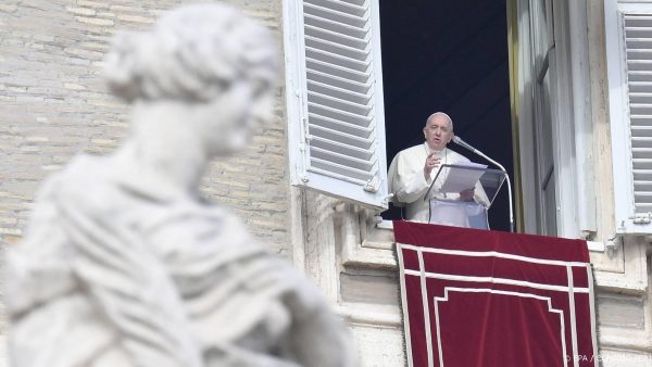 Paus roept op tot klimaatactie