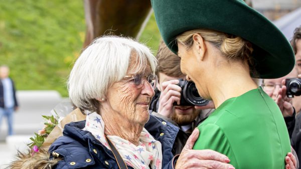 Máxima troost trouwste fan, die ernstig ziek is: 'Ik ga u missen'