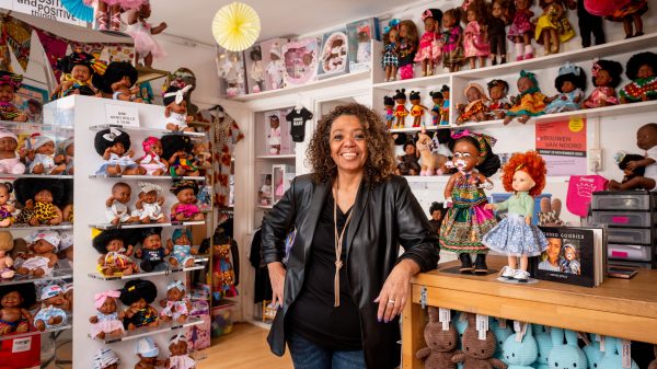 Ellen van Colourful Goodies: 'Elk kind heeft recht op een pop om zich mee te identificeren'