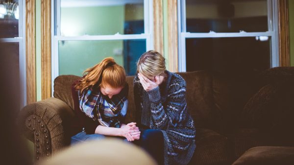 Gebruik dit handgebaar of codewoord in onveilige situaties