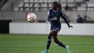 Thumbnail voor Voetbalster Paris Saint-Germain opgepakt om brute mishandeling teamgenoot met ijzeren staaf