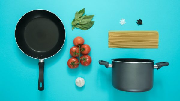 Soraya kocht een pan via Marktplaats: 'Ze waren op zoek naar een vrouw voor erbij'