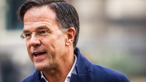 Thumbnail voor Hoe zit het met die raadselachtige foto van Rutte? Fotograaf geeft duidelijkheid