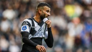 Thumbnail voor Heracles-voetballer Vloet opgepakt na dodelijk ongeluk op de A4