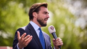 Thumbnail voor Baudet weer onder vuur door nieuwe uitspraak: 'Ongevaccineerden zijn de nieuwe Joden'