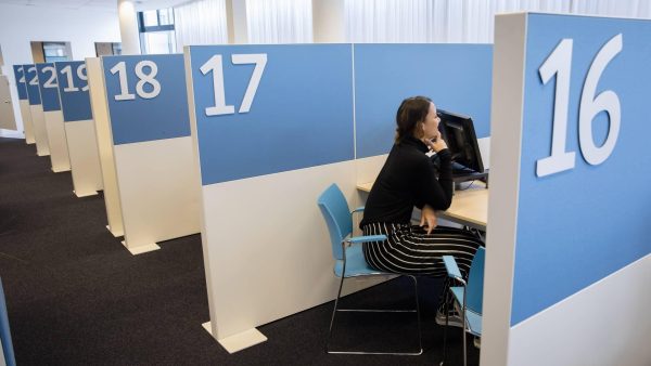 Veel vacatures, weinig werklozen: krapte arbeidsmarkt neemt weer toe