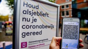 Thumbnail voor Ali liet zich vaccineren, maar krijgt als ongedocumenteerde geen QR-code: 'Ik wil gewoon leven'