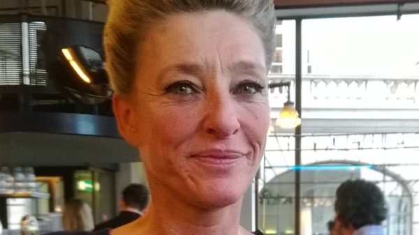 Journalist Ingeborg Beugel vertrekt uit Griekenland door bedreigingen