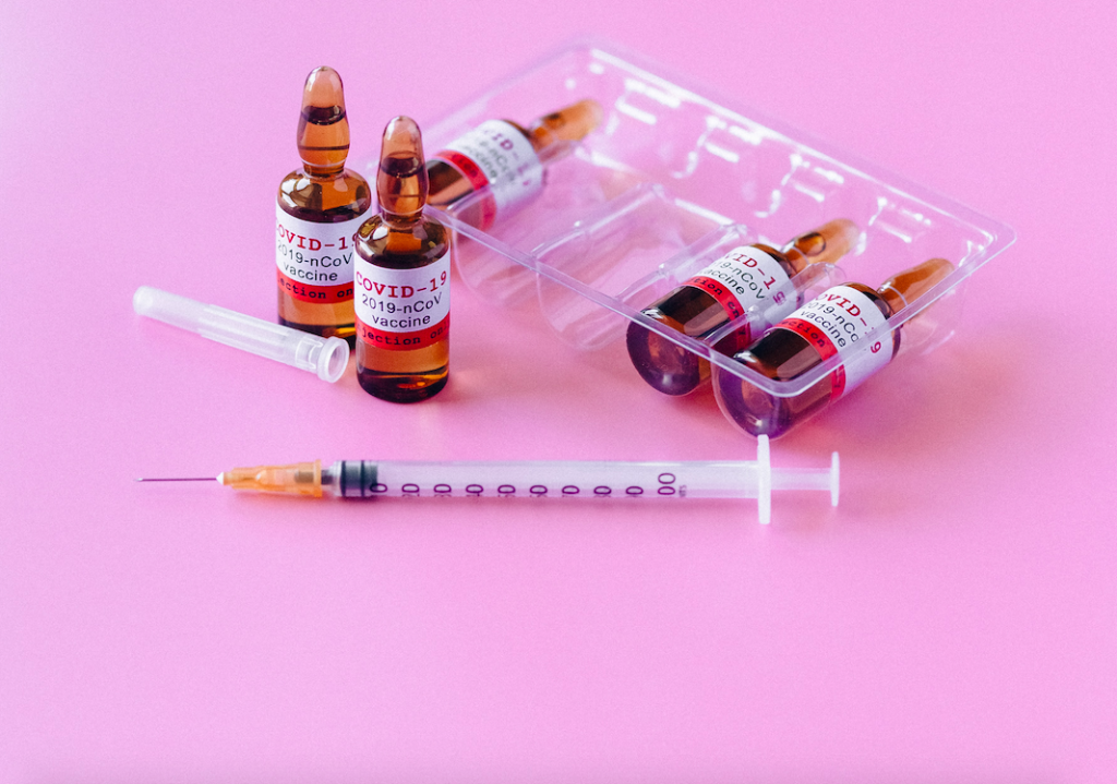 Eerste oudere krijgt vandaag boosterprik in Den Haag