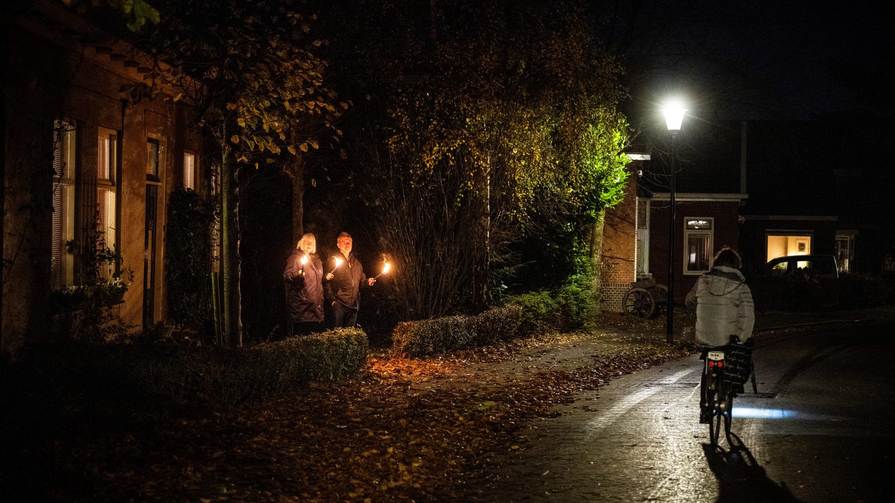 Fakkelprotest na bezoek Blok aan bevingsgebied Groningen