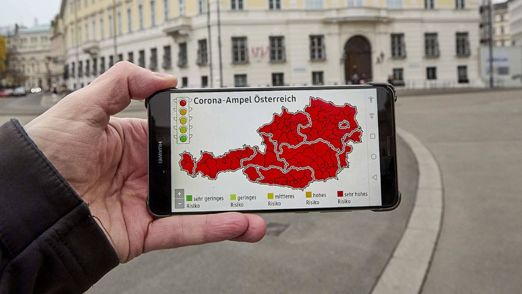 Tiendaagse lockdown in Oostenrijk begint: enkel deur uit voor essentiële zaken