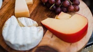 Thumbnail voor 'Van kaas krijg je nachtmerries': klopt deze mythe nou wel of niet?