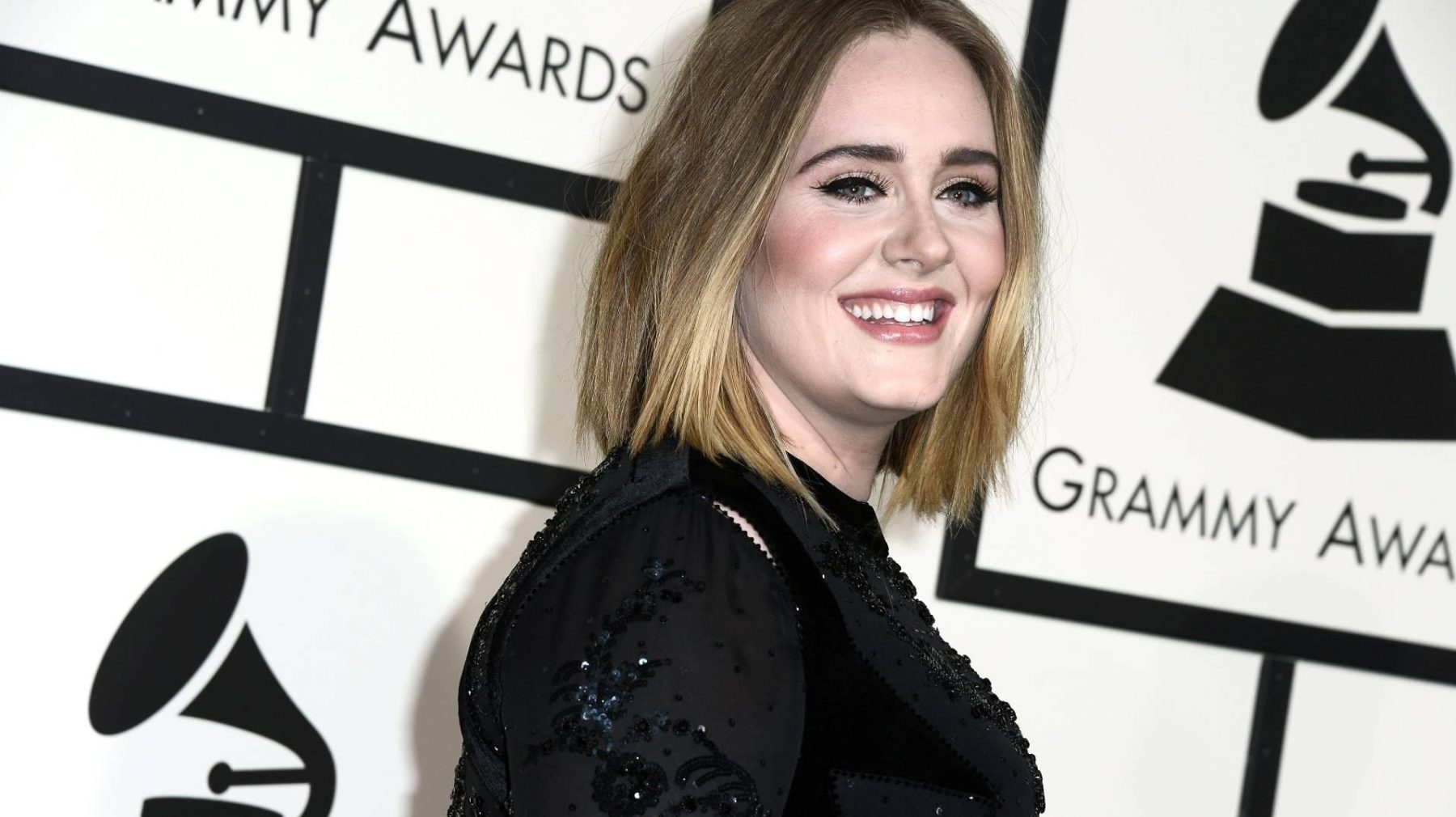 Interviewer die album Adele niet heeft gehoord maakt excuses op tv