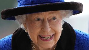 Thumbnail voor Koningin Elizabeth krijgt speciale herdenkingsmunt vanwege jubileum