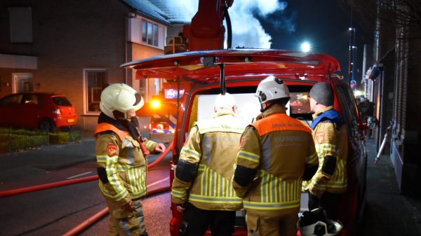 Zes gewonden en een vermist persoon bij woningbrand in Dongen