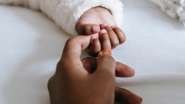 Aidsfonds: kind grootste slachtoffer minder hiv-testen om corona
