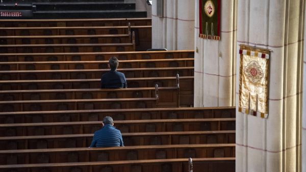 Rooms-Katholieke Kerk schrapt vieringen na 17.00 uur