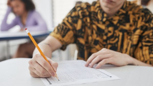 Examens weer als vanouds zonder versoepelingen'