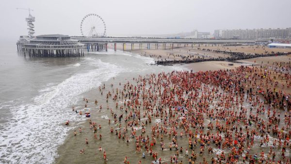 Traditionele Nieuwjaarsduik in Scheveningen gaat weer niet door