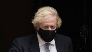 Thumbnail voor Britse kranten woest over vermeend kerstfeest premier Johnson: 'Leugens, leugens, leugens'