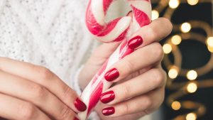 Thumbnail voor Van kerstboom tot glitterexplosie: 9 x inspiratie voor je kerstnagels