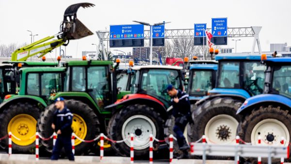 boeren naar schiphol koopcontract stikstof