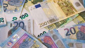 Thumbnail voor Fortuinlijk lot: Nederland is sinds vrijdag zes miljonairs rijker