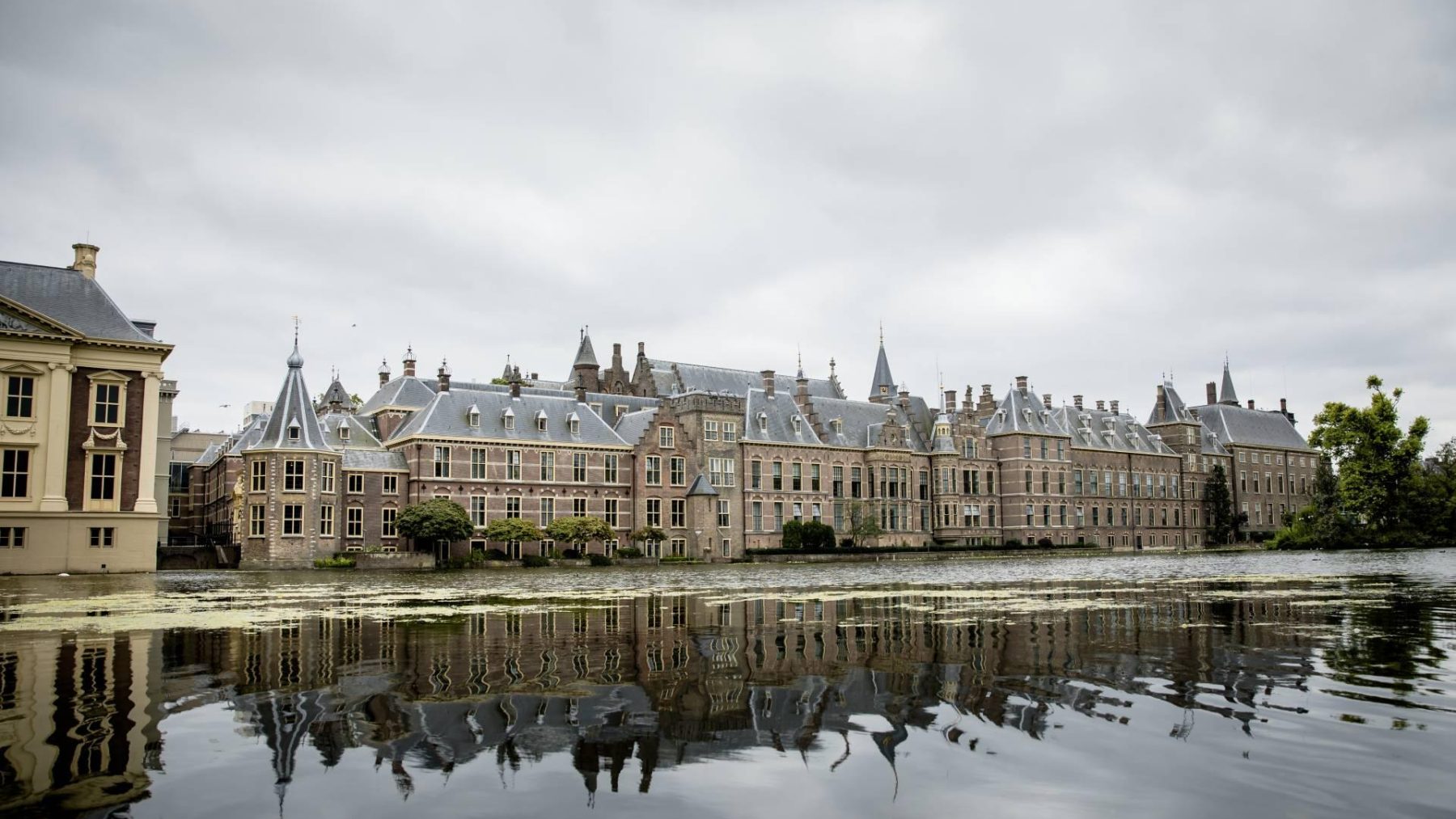 Gemeente Den Haag kondigt noodbevel af vanwege persconferentie