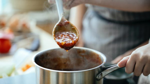 24Kitchen haakt in op De Speld en zendt pruttelende ragout uit