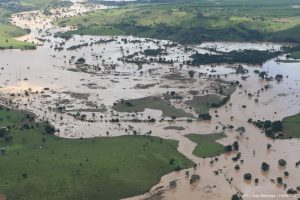 Thumbnail voor Duizenden mensen dakloos door hevige regenval in Brazilië