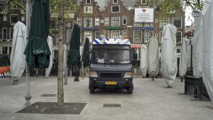 Thumbnail voor Demonstratie Amsterdam verboden, Mobiele Eenheid staakt in 'afgeslankte vorm'