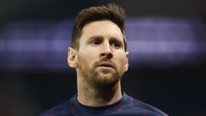 Thumbnail voor Corona-uitbraak bij Franse voetbalclub: ook Messi positief getest op virus