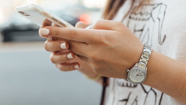 Nelleke Riemeijer werd het slachtoffer van cybercriminaliteit: 'Het maakte me wantrouwend'