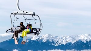 Thumbnail voor Mazelen rukt op in skigebieden: 'Door de gedaalde vaccinatiegraad zien we de ziekte weer vaker'