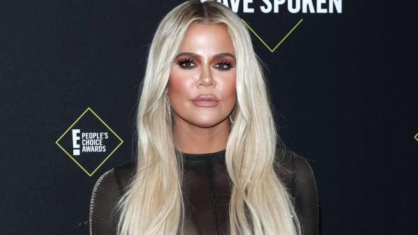 x Khloé Kardashian verwekte kind bij fitness model