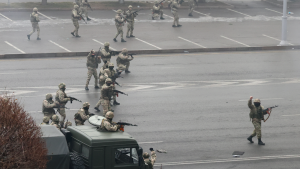 Thumbnail voor Politie schiet tientallen demonstranten dood in Kazachstan