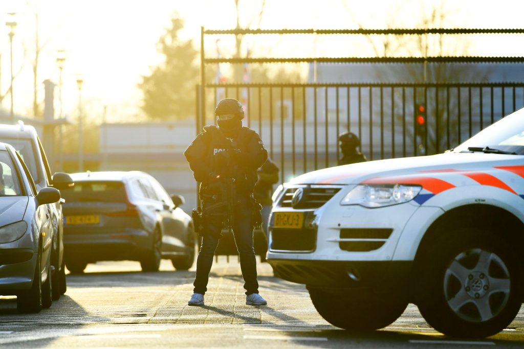 Politie arresteert man op A2 vanwege verdachte situatie rondom John van den Heuvel