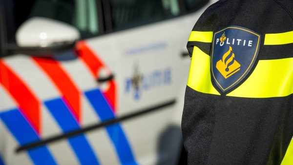 Politie beëindigt illegaal feest met 400 mensen in Haarlem, geen boetes uitgedeeld