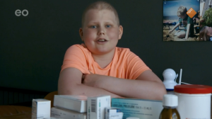 Thumbnail voor Olivier (12) noemt zijn ziekte liever 'stommemie': 'Niks leuks aan leukemie'