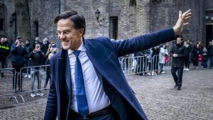 Thumbnail voor Rutte IV staat na langste formatie ooit dan toch op het bordes