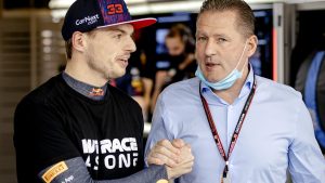 Thumbnail voor Viaplay strikt Jos Verstappen als analist bij Formule 1-races