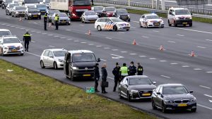 Thumbnail voor John van den Heuvel wacht ontwikkelingen rond A2-verdachte af: 'Vind het niet geruststellend'