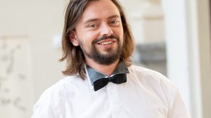 Stefano Keizers is hoteldebotel op zangeres Loes Wijnhoven