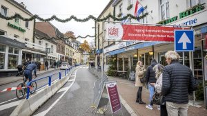 Thumbnail voor Horeca en winkels mogen open van burgemeester Valkenburg