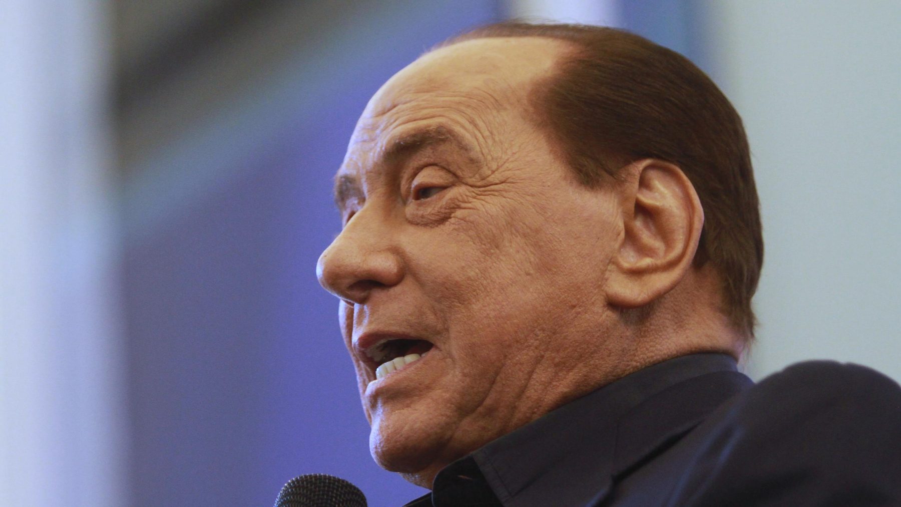 Berlusconi (85) doet gooi naar presidentschap ondanks omkopingsproces