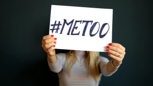 Thumbnail voor Waarom de zedenwet dringend aan verandering toe is: 'Grenzen omtrent seksueel misbruik verschuiven'