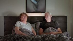 Thumbnail voor Stellen vertellen openhartig over hun relatie in 'Naar bed': 'Ik was op zoek naar een wipkip'