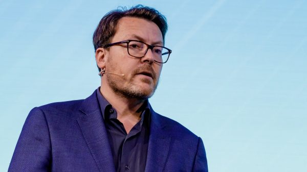 Prins Constantijn verandert naam in 'Petrushka' vanwege ongelijkheid